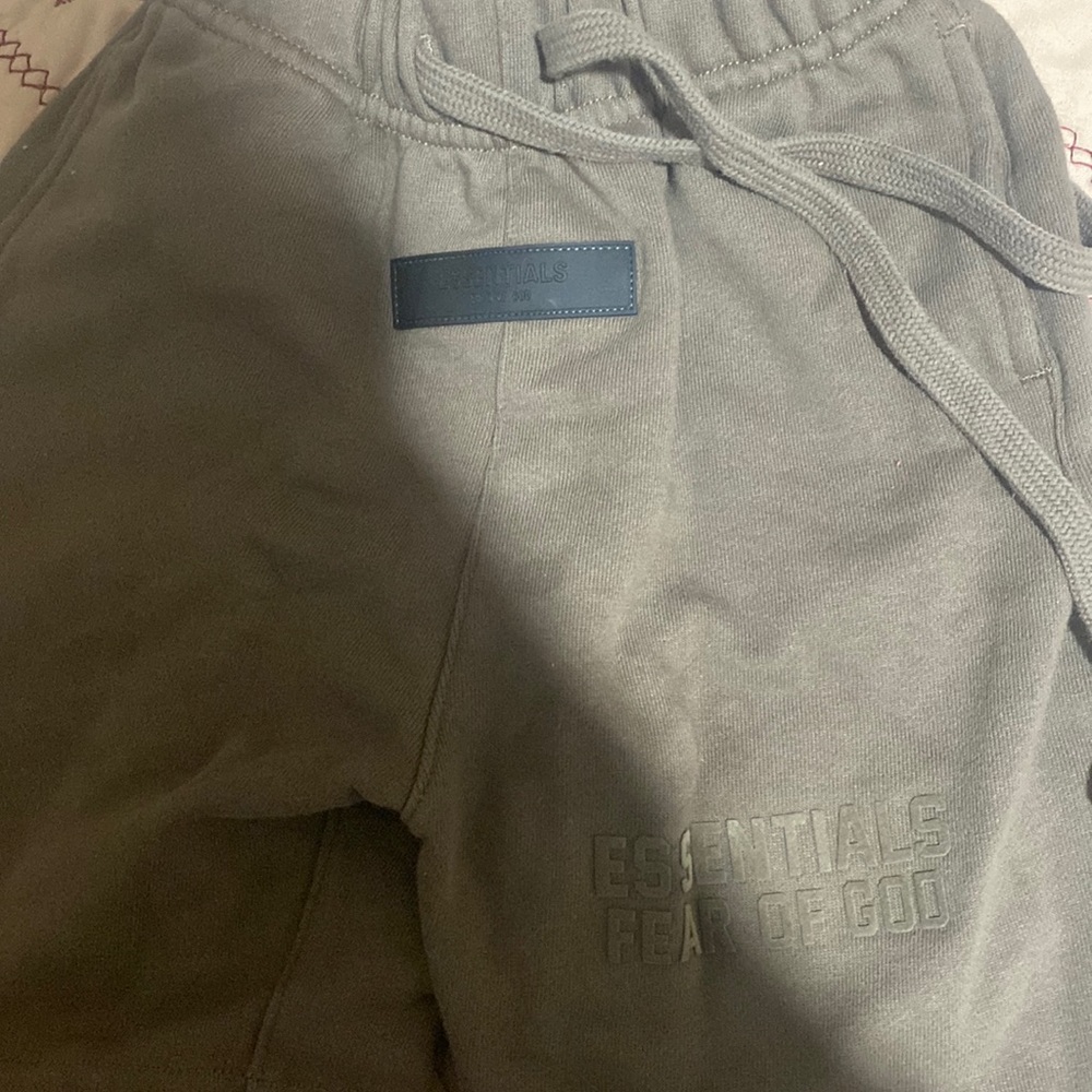 Essentials sweatsuit for kids size S